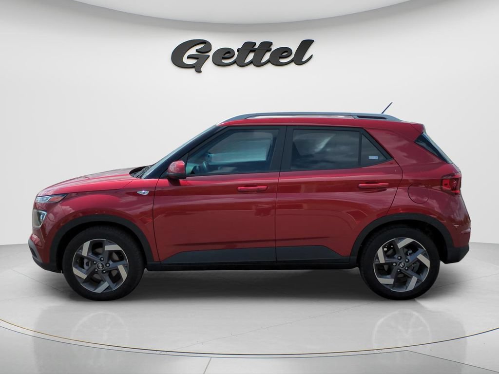 Certified 2024 Hyundai Venue SEL FWD image 8
