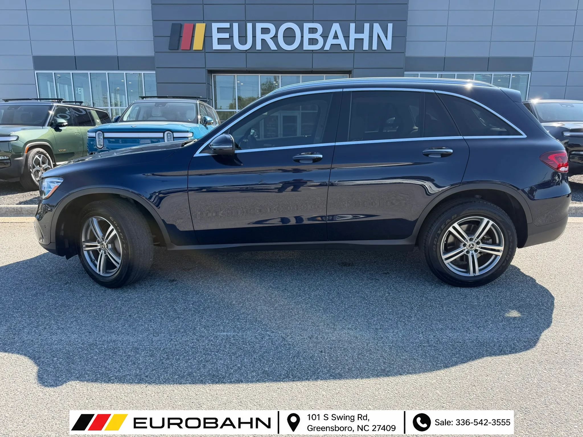 Used 2021 Mercedes-Benz GLC 300 4MATIC image 2