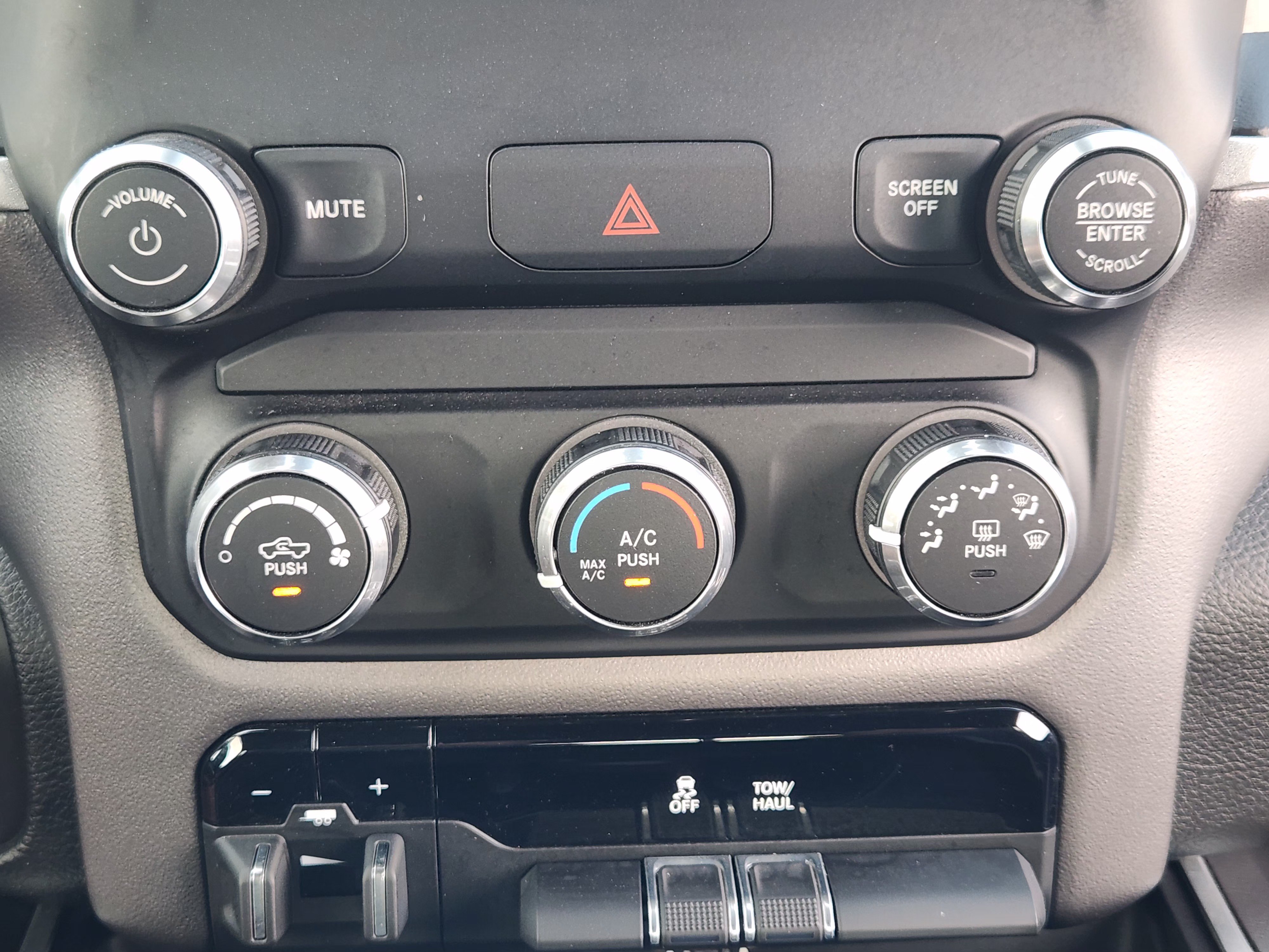 Used 2022 RAM 1500 Big Horn RWD image 21