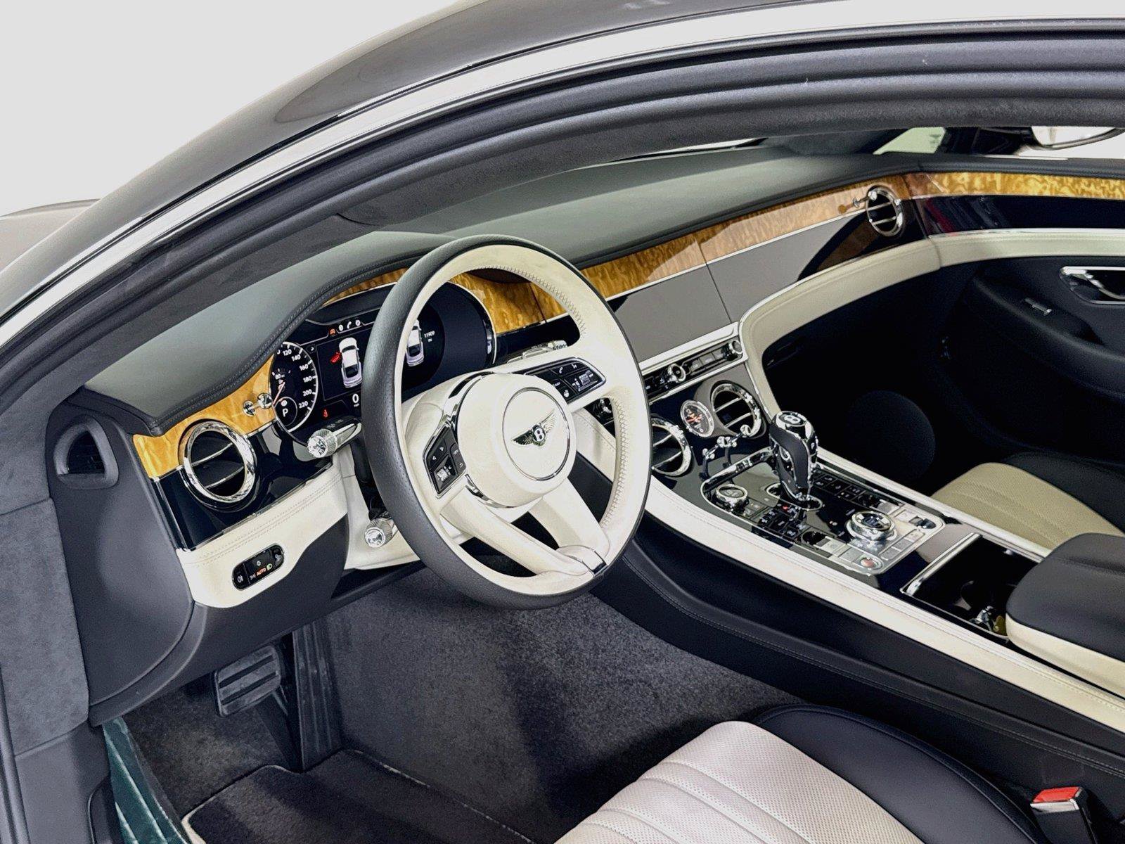Used 2023 Bentley Continental GT V8 AWD/4WD image 12