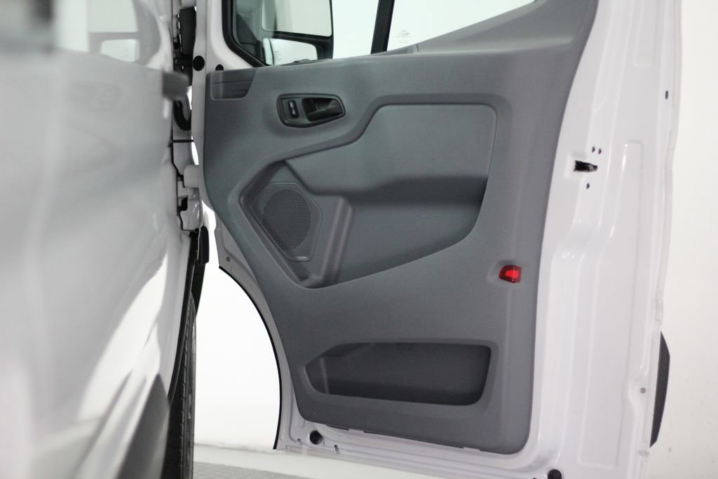 Used 2018 Ford Transit 350 148 Medium Roof RWD image 37