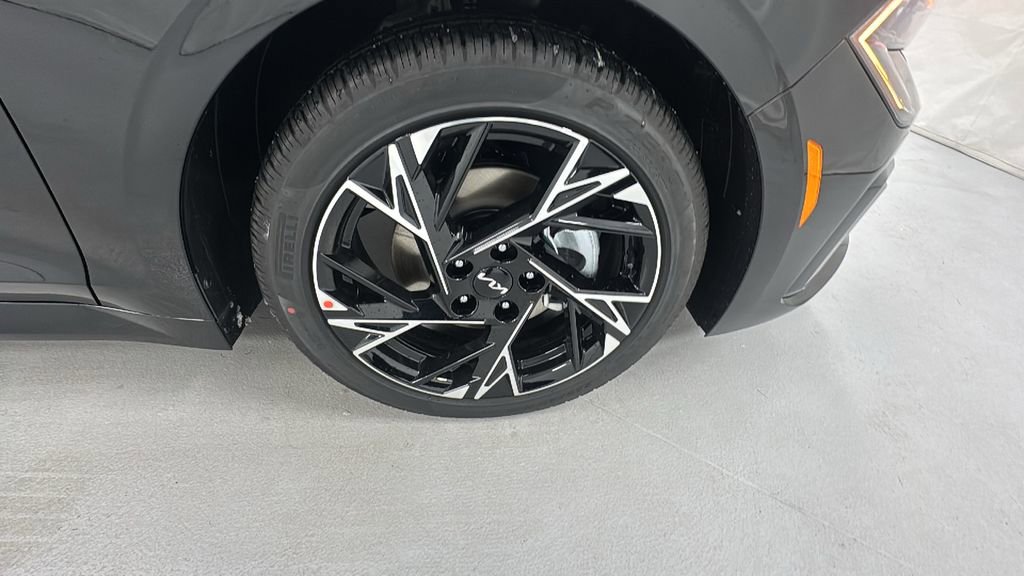 New 2026 Kia K5 GT-Line image 9
