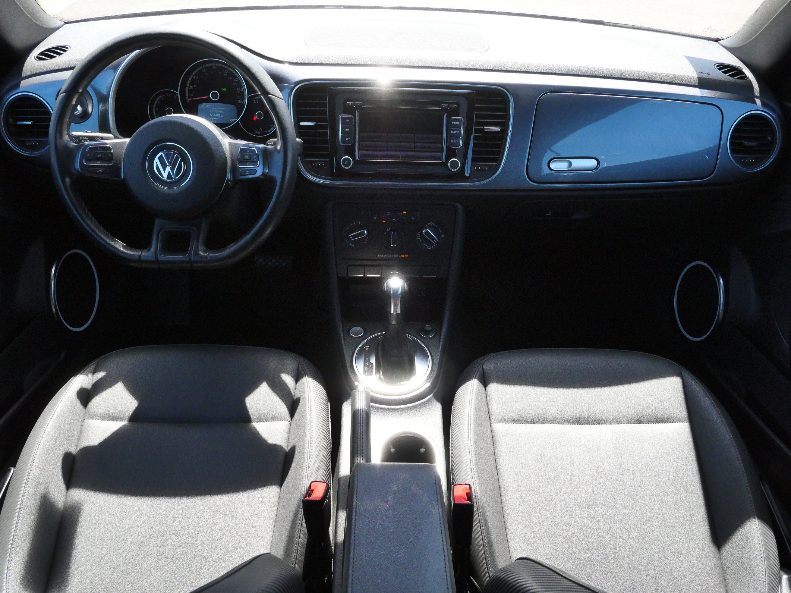 Used 2013 Volkswagen Beetle 2.5 FWD image 10