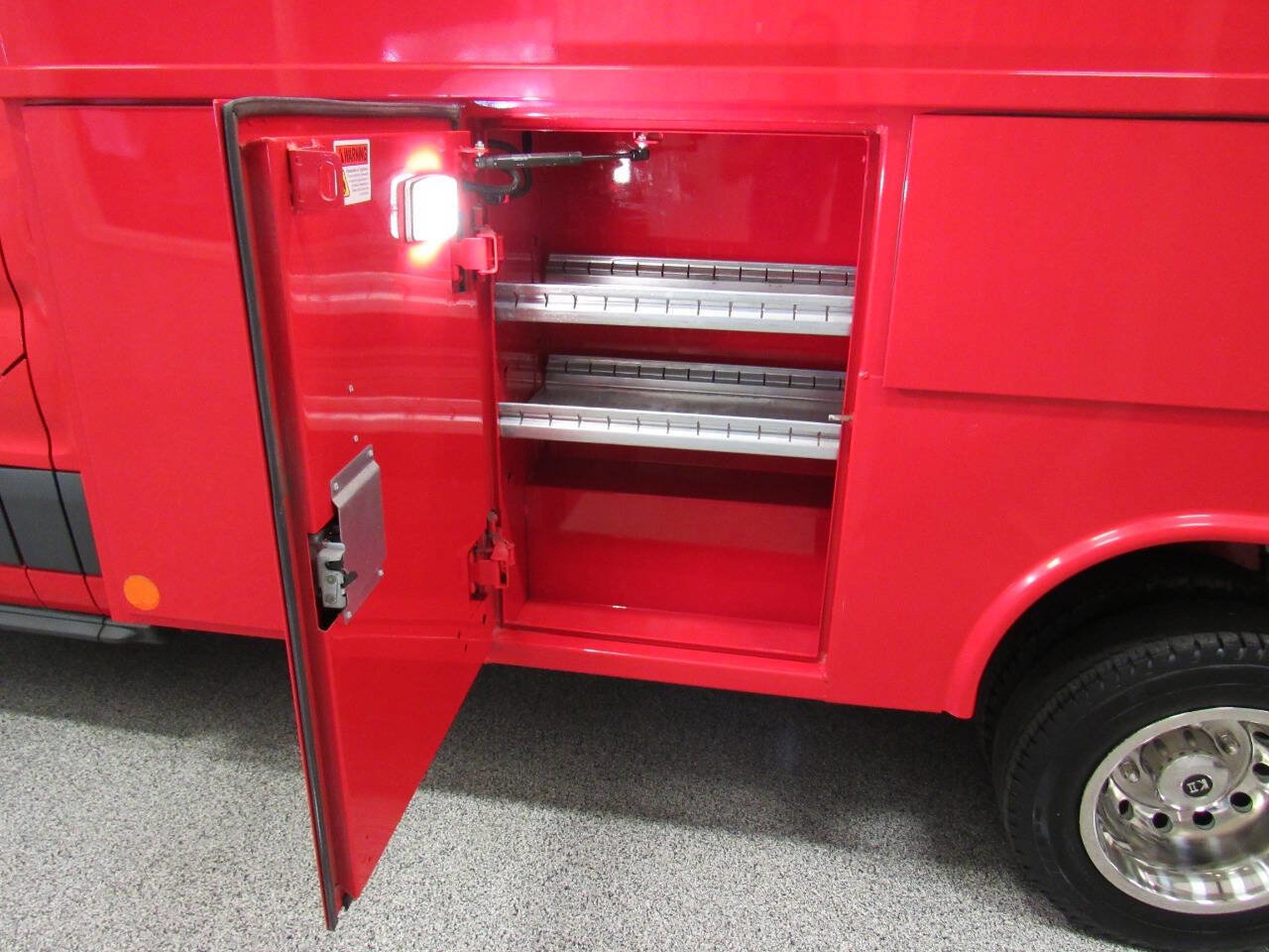 Used 2018 Ford Transit 350 138 DRW w/ Interior Upgrade Package image 24