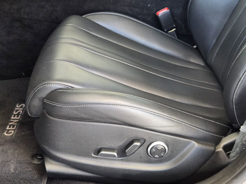 Used 2023 Genesis G80 2.5T image 13