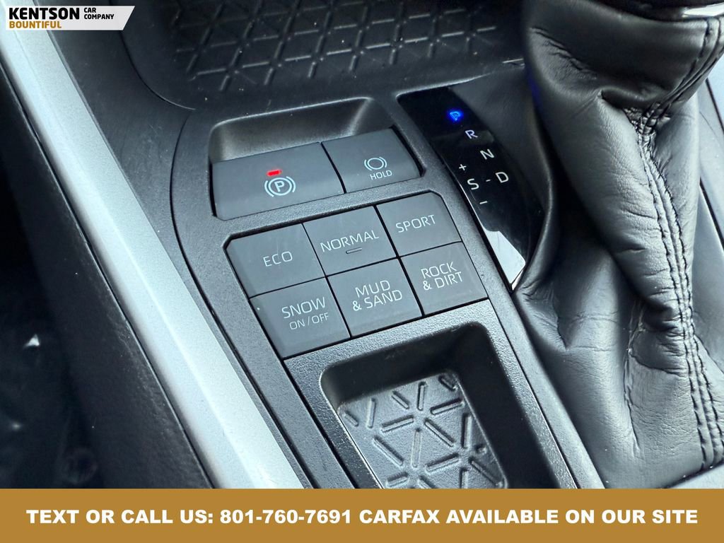 Used 2025 Toyota RAV4 XLE image 26