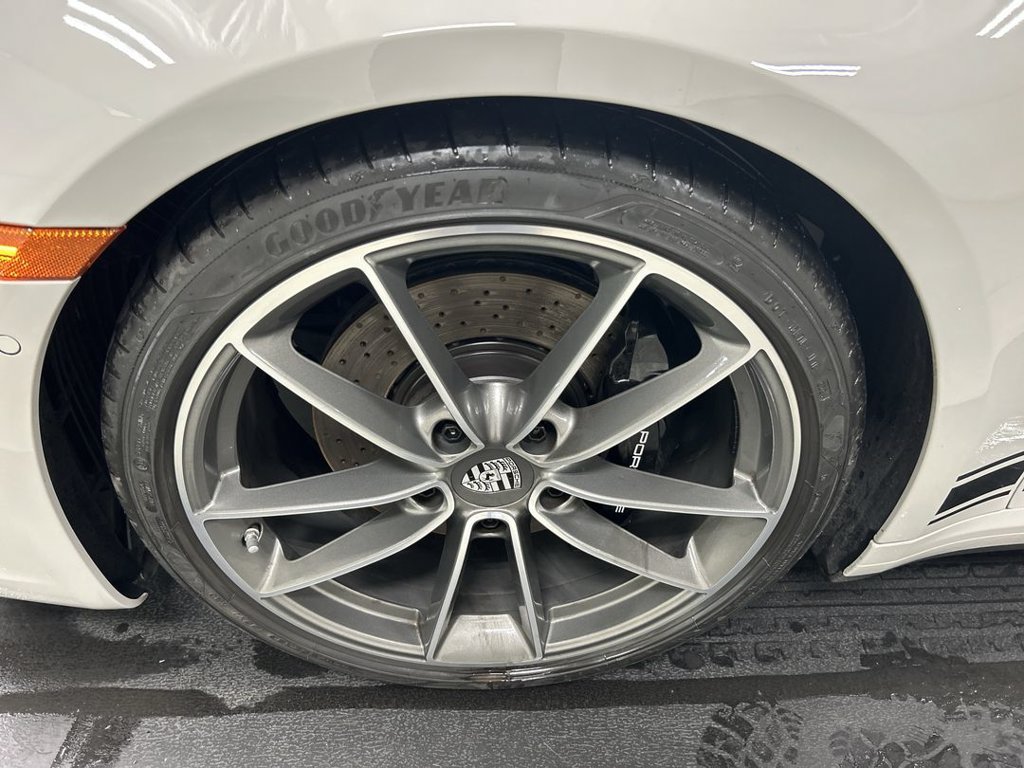 Certified 2024 Porsche 911 Carrera 4S AWD/4WD image 8