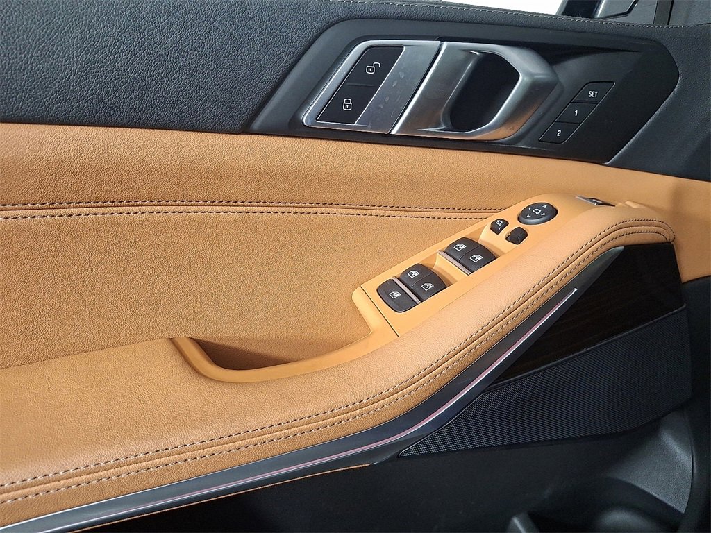 Certified 2023 BMW X5 xDrive40i w/ M Sport Package image 17