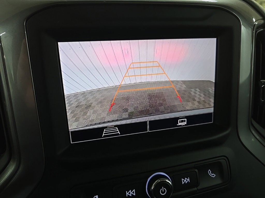 Used 2024 Chevrolet Silverado 1500 Custom w/ Dark Appearance Package image 23