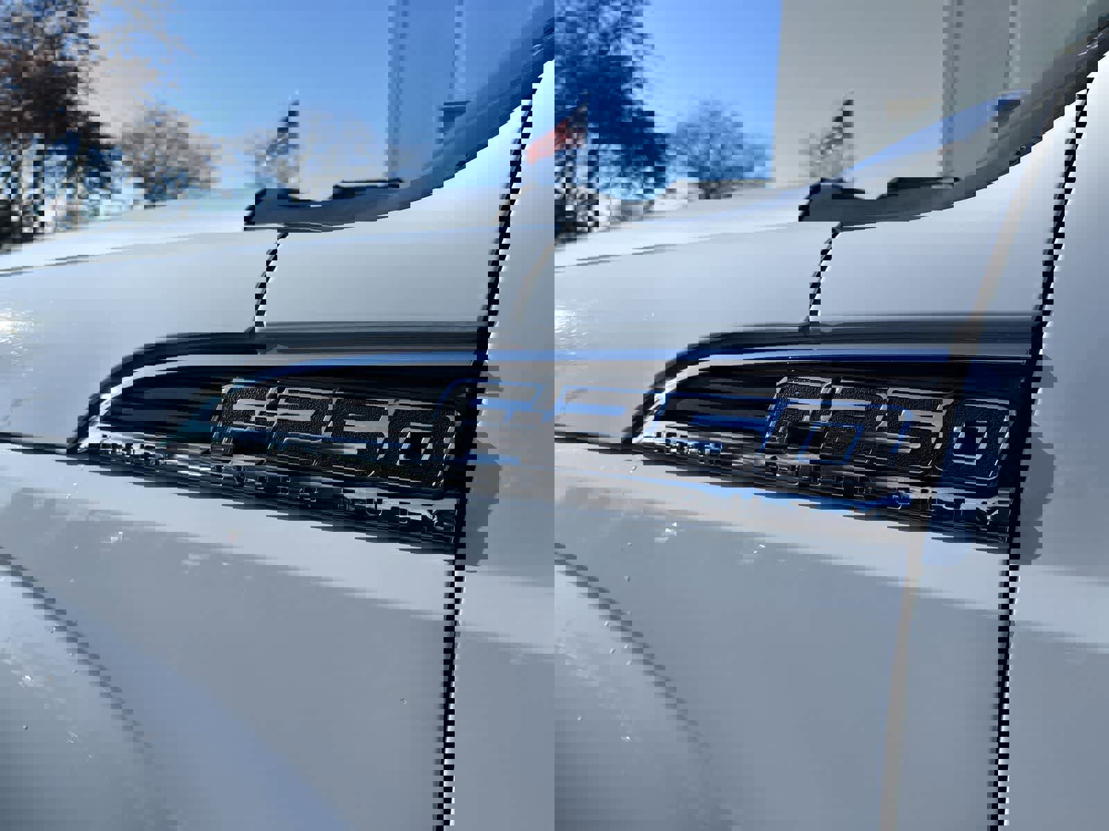 Used 2016 Ford F250 Lariat w/ Lariat Ultimate Package image 6