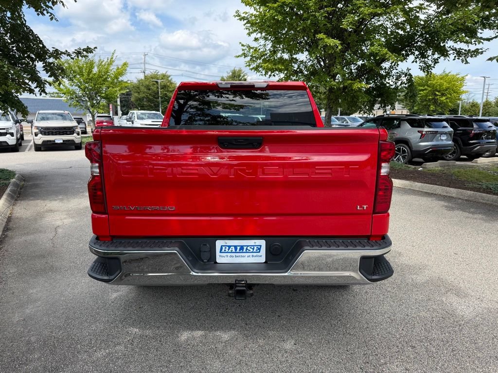 Used 2022 Chevrolet Silverado 1500 LT AWD/4WD image 4
