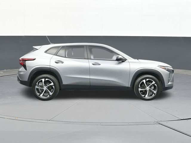 Used 2024 Chevrolet Trax RS w/ Driver Confidence Package image 17