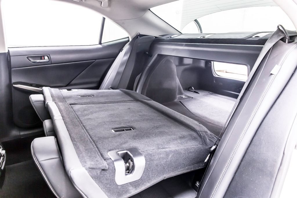 Used 2016 Lexus IS 200t RWD image 37