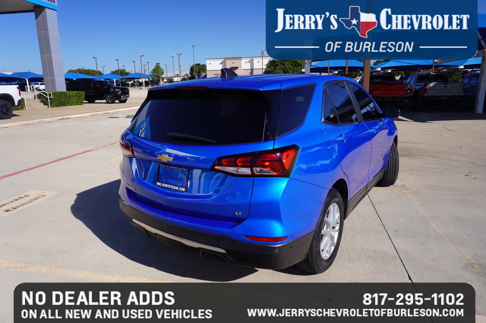 Used 2024 Chevrolet Equinox LT w/ LPO, Floor Liner Package FWD image 6