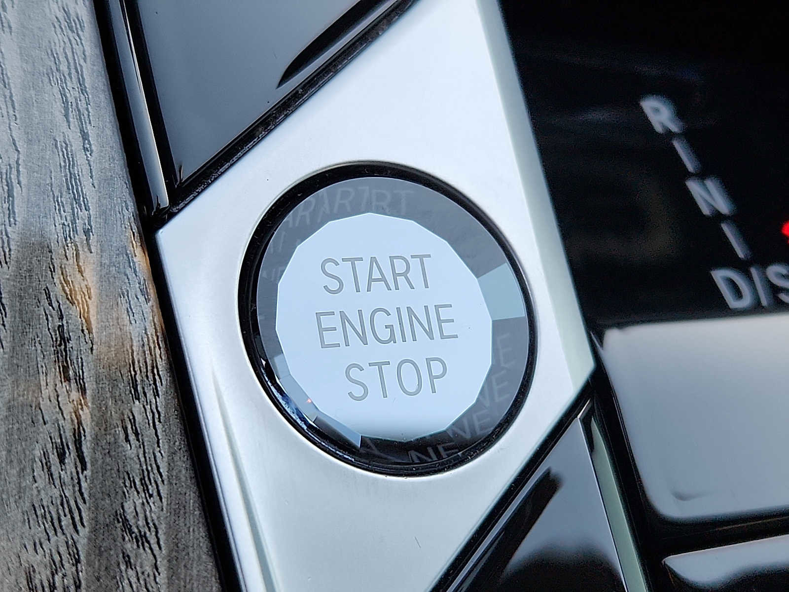 Used 2023 BMW X7 xDrive40i w/ Executive Package AWD/4WD image 23