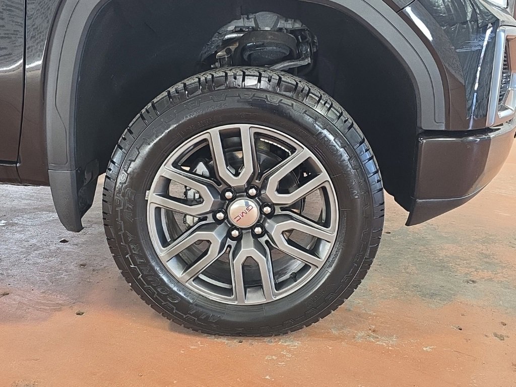 Used 2021 GMC Sierra 1500 AT4 w/ AT4 Value Package image 9