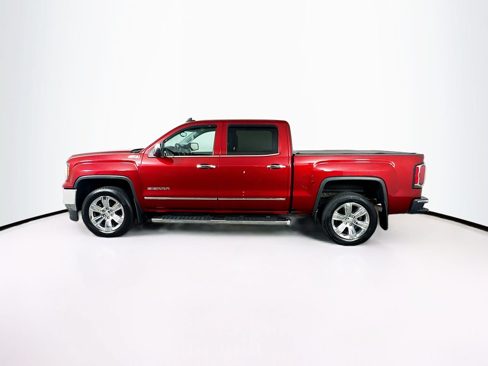 Used 2018 GMC Sierra 1500 SLT AWD/4WD image 4