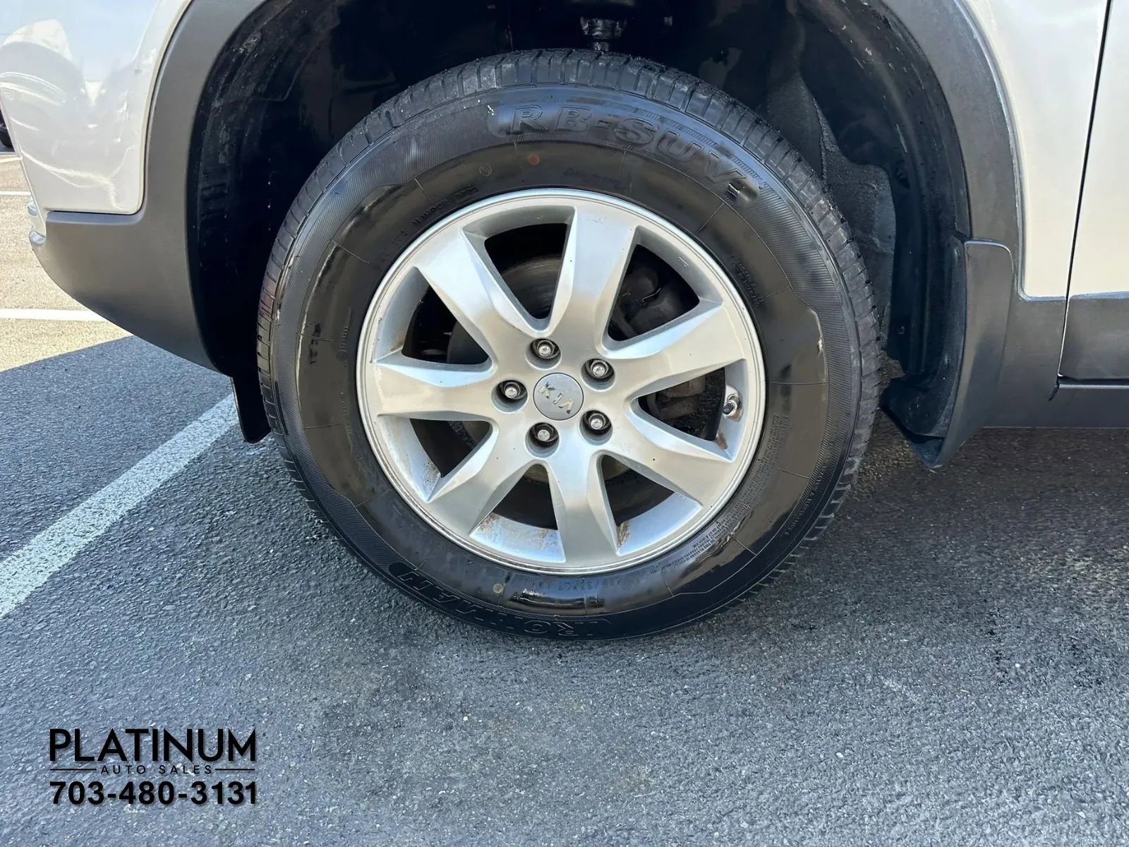 Used 2012 Kia Sorento LX image 23