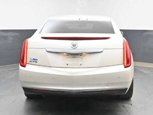 Used 2013 Cadillac XTS FWD image 9