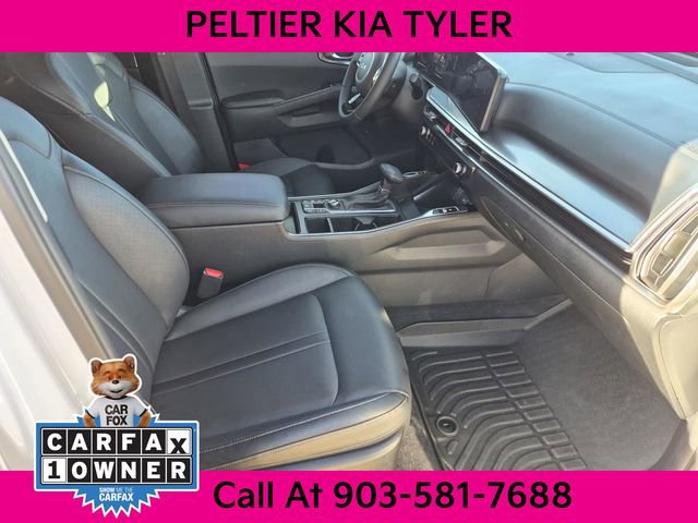 Certified 2025 Kia Sorento EX w/ Panoramic Sunroof Package image 12