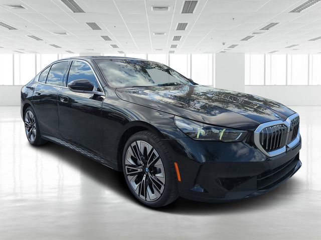 New 2026 BMW 530i w/ Premium Package image 1
