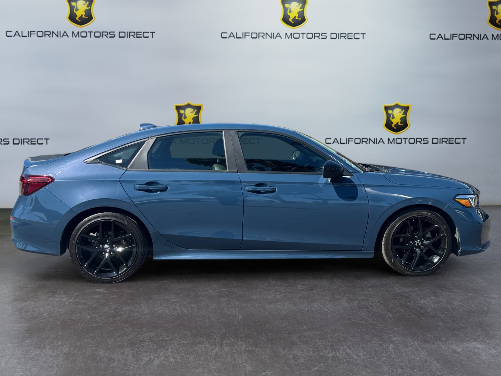 Used 2025 Honda Civic Sport image 6