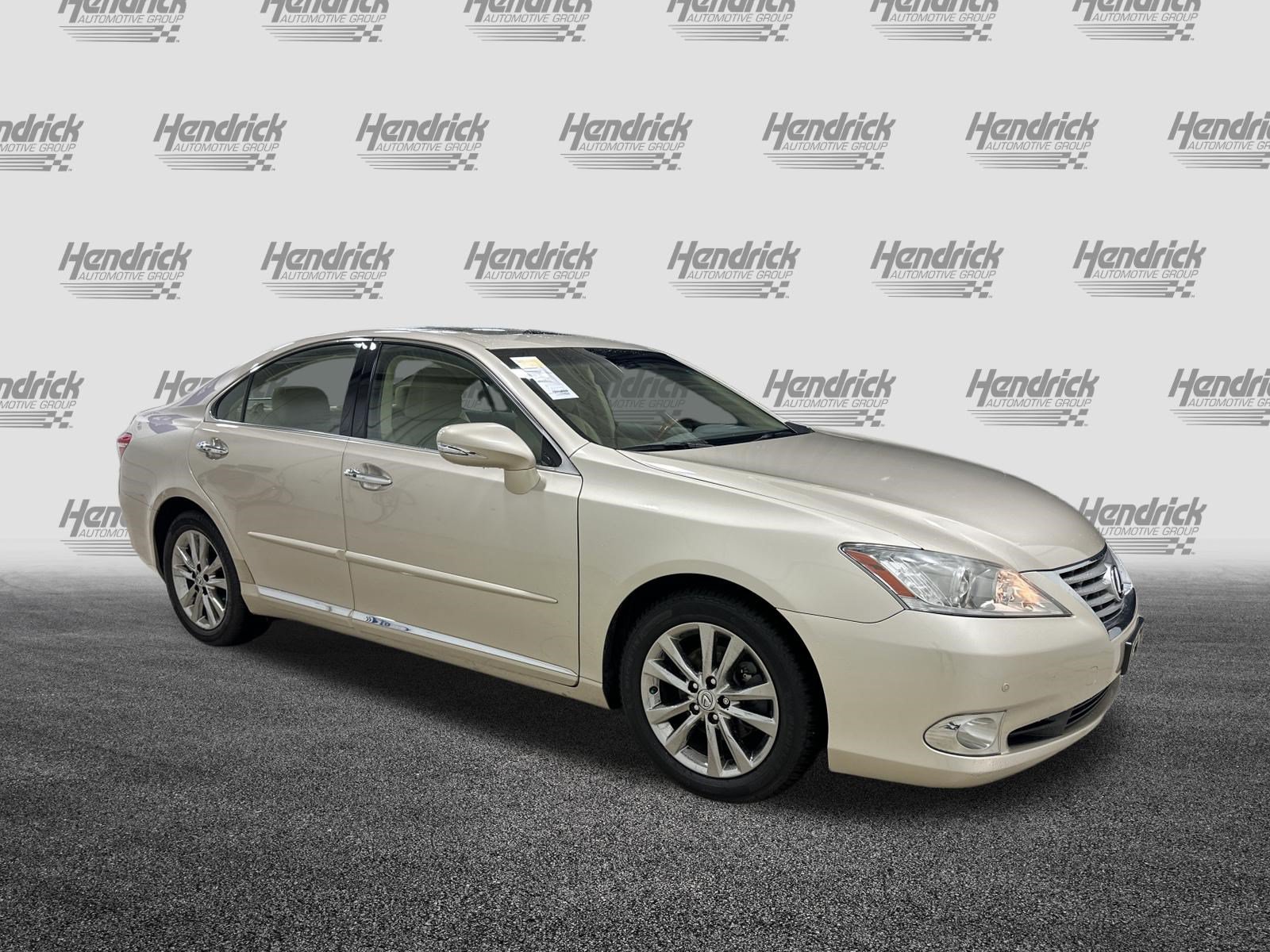 Used 2011 Lexus ES 350 FWD image 2