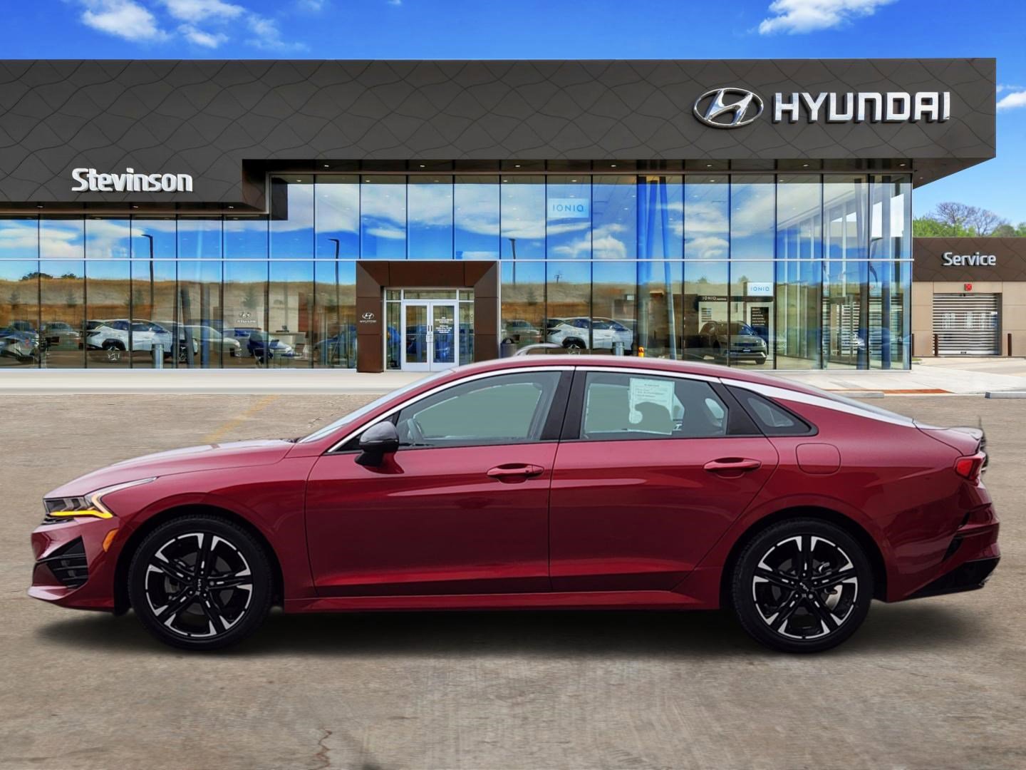 Used 2024 Kia K5 GT-Line w/ GT-Line Premium Package image 2