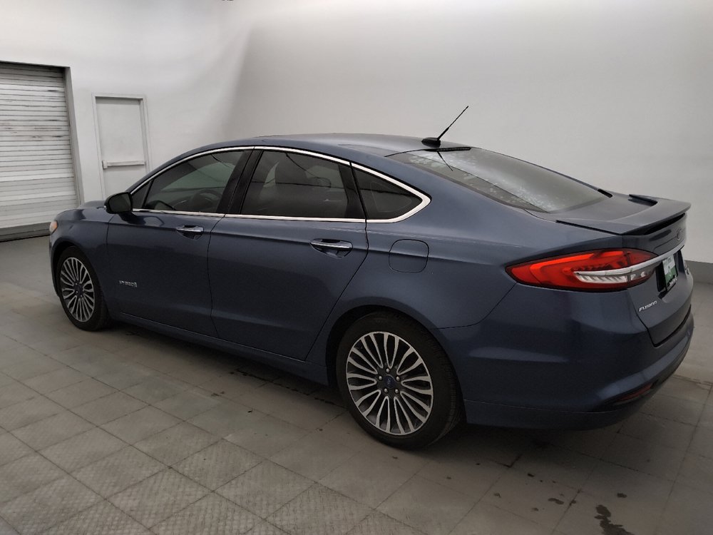 Used 2018 Ford Fusion Titanium FWD image 3