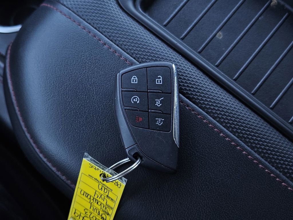 Used 2023 Chevrolet Suburban RST w/ Sport Performance Package image 43