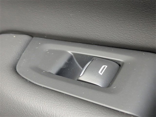 New 2026 Chevrolet Suburban High Country image 38