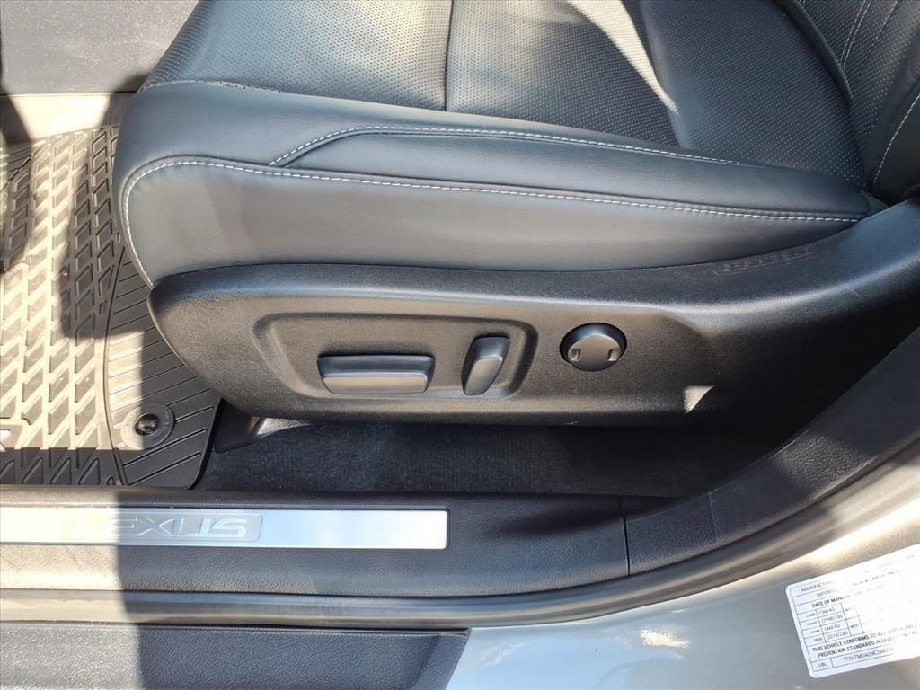 Used 2022 Lexus RX 350 AWD w/ Premium Package image 29