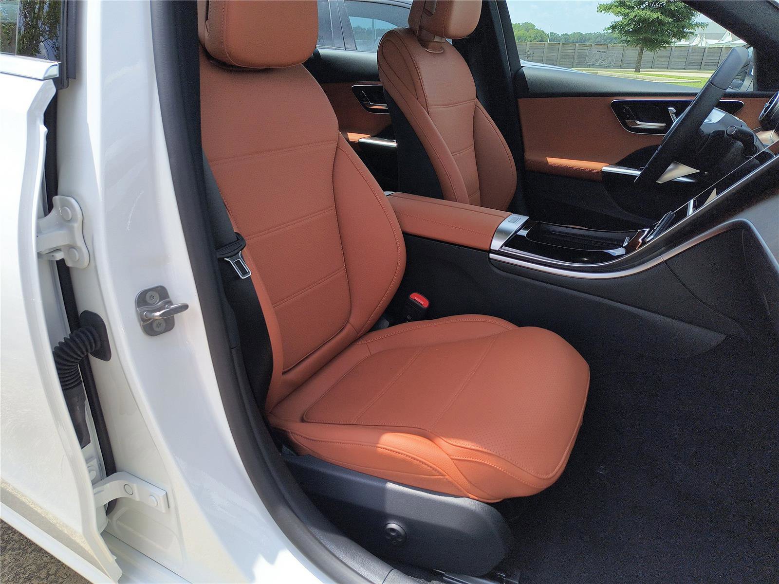 New 2025 Mercedes-Benz C 300 Sedan image 12