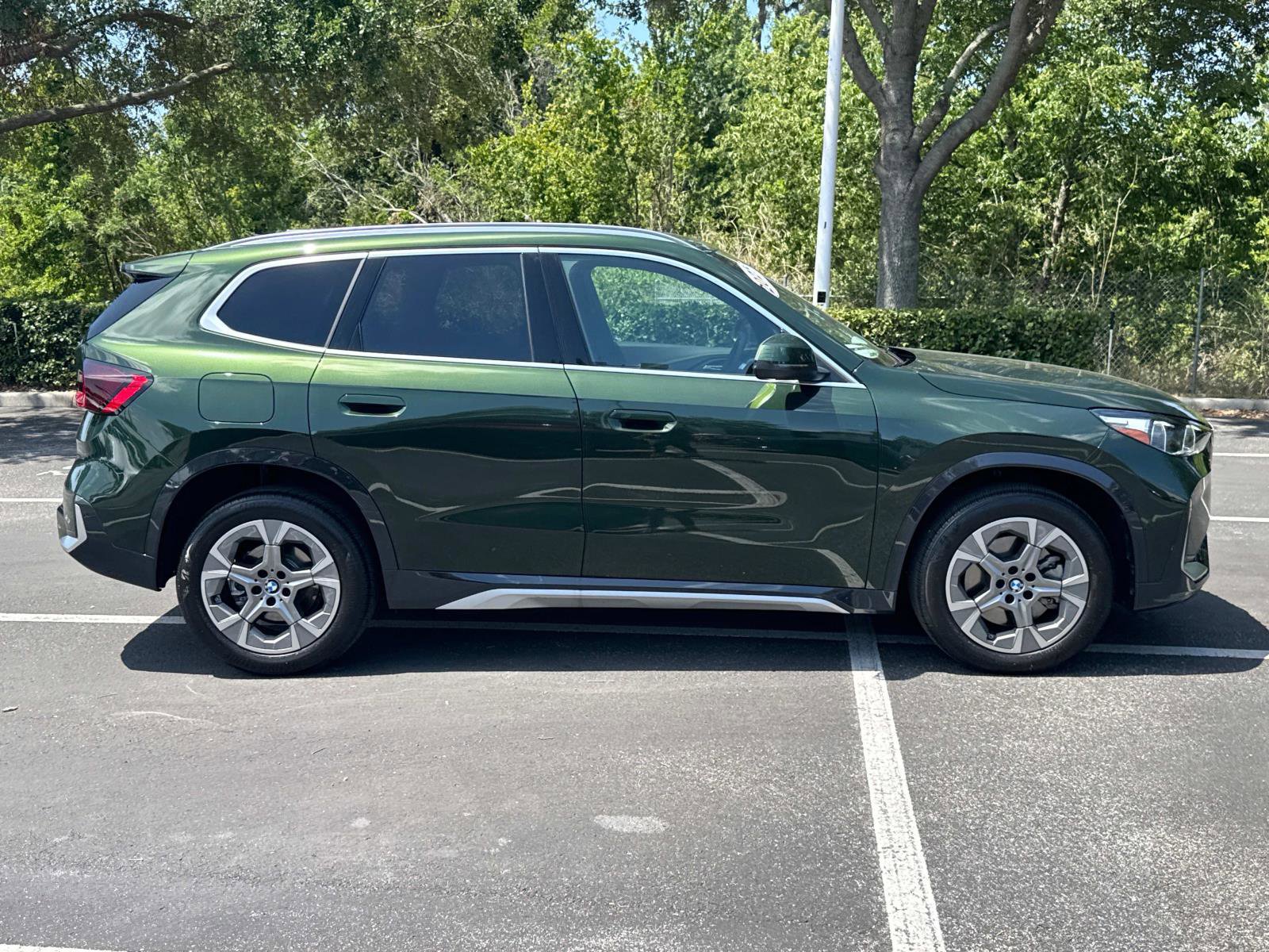 Certified 2025 BMW X1 xDrive28i w/ Convenience Package image 3