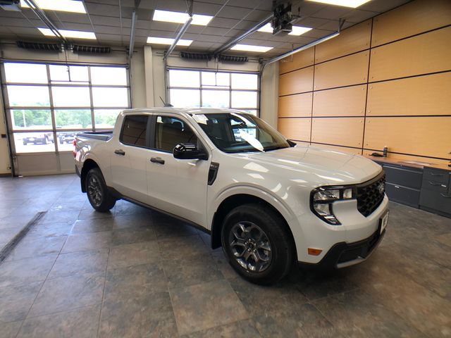 New 2026 Ford Maverick XLT w/ Equipment Group 301A