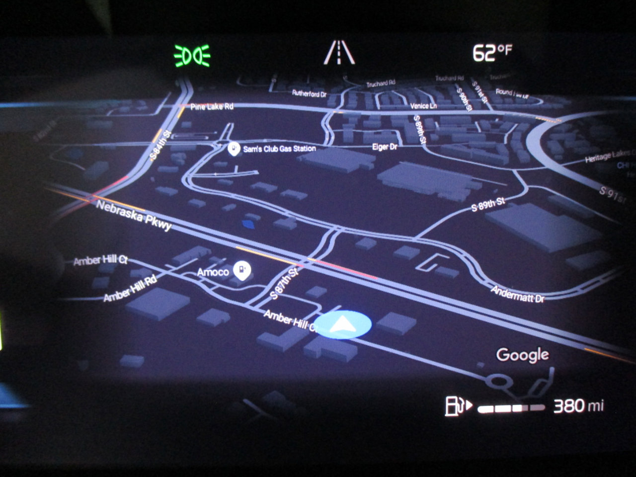 Used 2022 Volvo XC60 B5 Momentum image 10