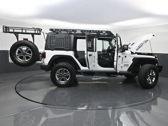 Used 2018 Jeep Wrangler Unlimited Sahara AWD/4WD image 39