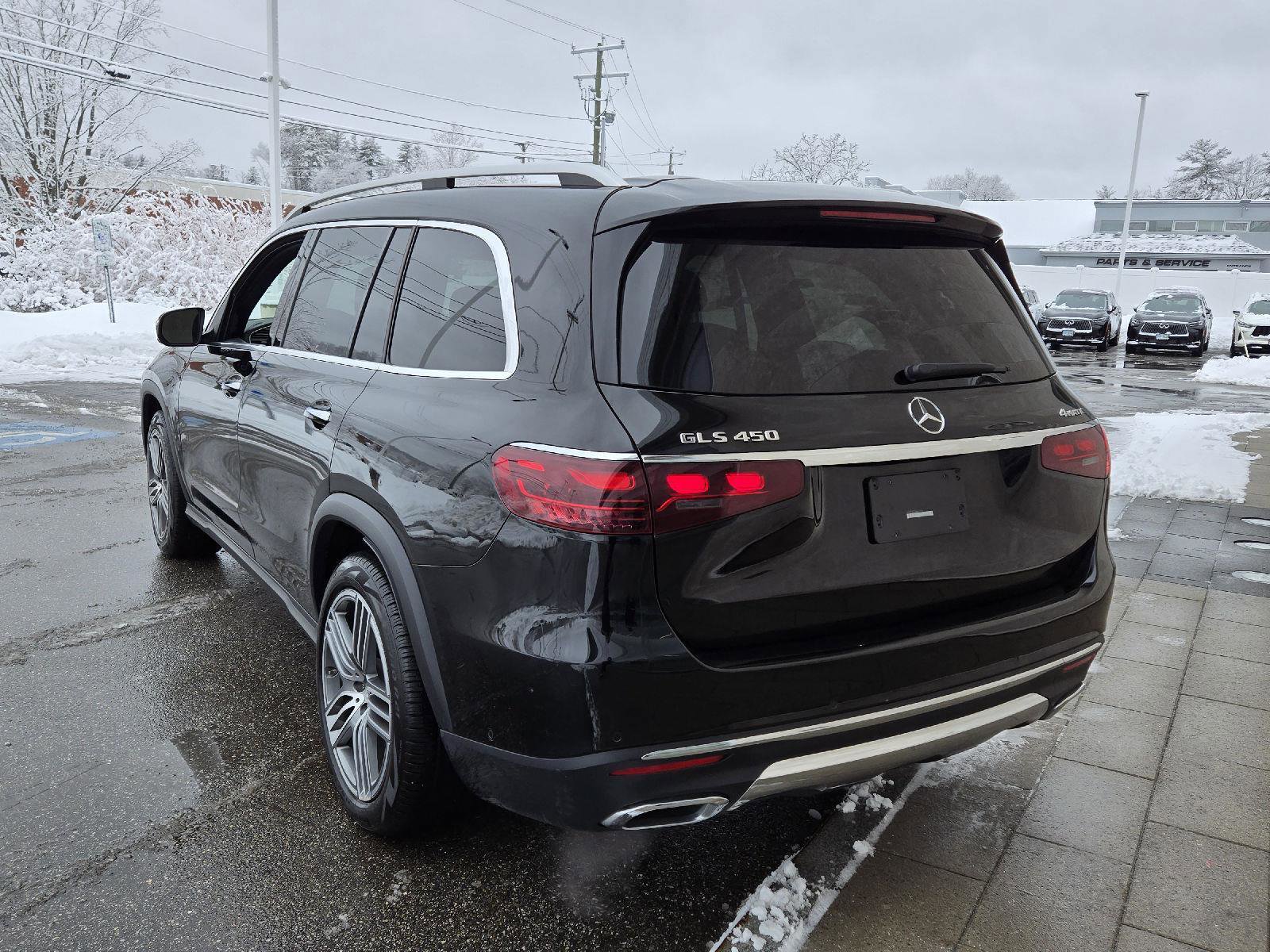 Used 2025 Mercedes-Benz GLS 450 4MATIC image 15