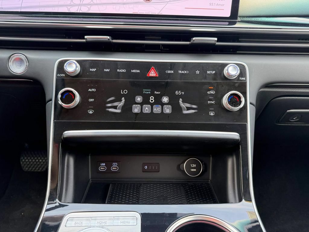 Certified 2026 Genesis GV80 2.5T AWD/4WD image 22