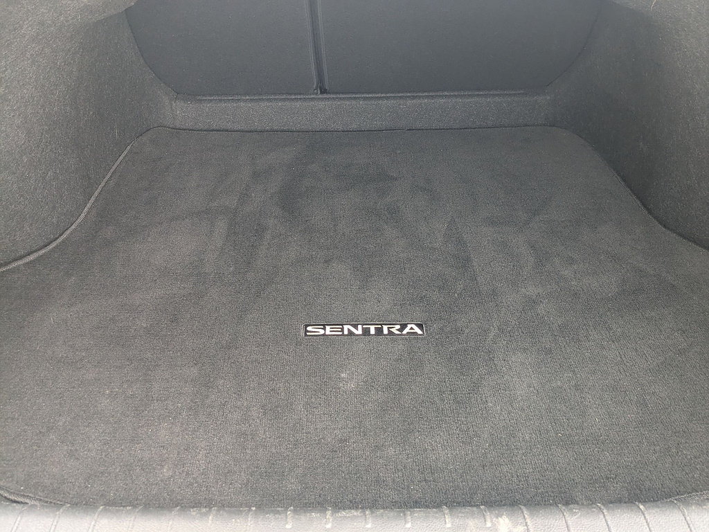 Used 2024 Nissan Sentra SV FWD image 29