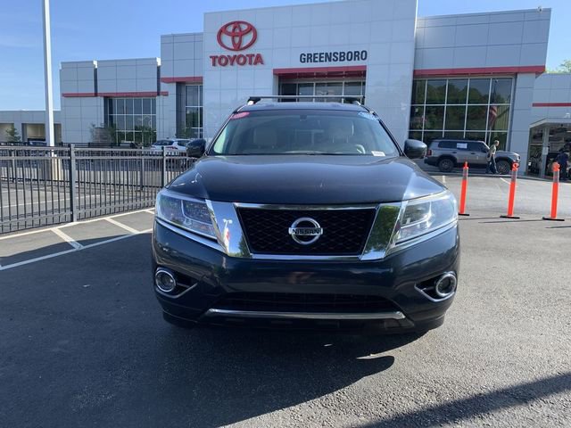 Used 2015 Nissan Pathfinder SL w/ SL Tech Package image 3