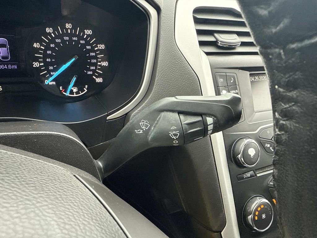 Used 2013 Ford Fusion SE FWD image 31