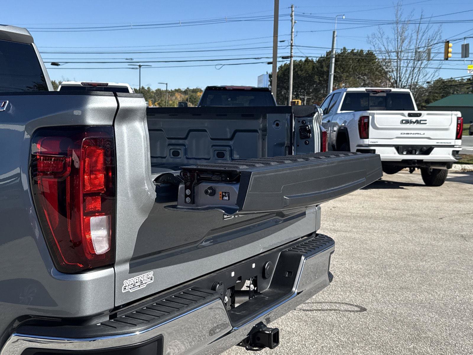 New 2026 GMC Sierra 1500 Pro w/ Pro Value Package AWD/4WD image 10