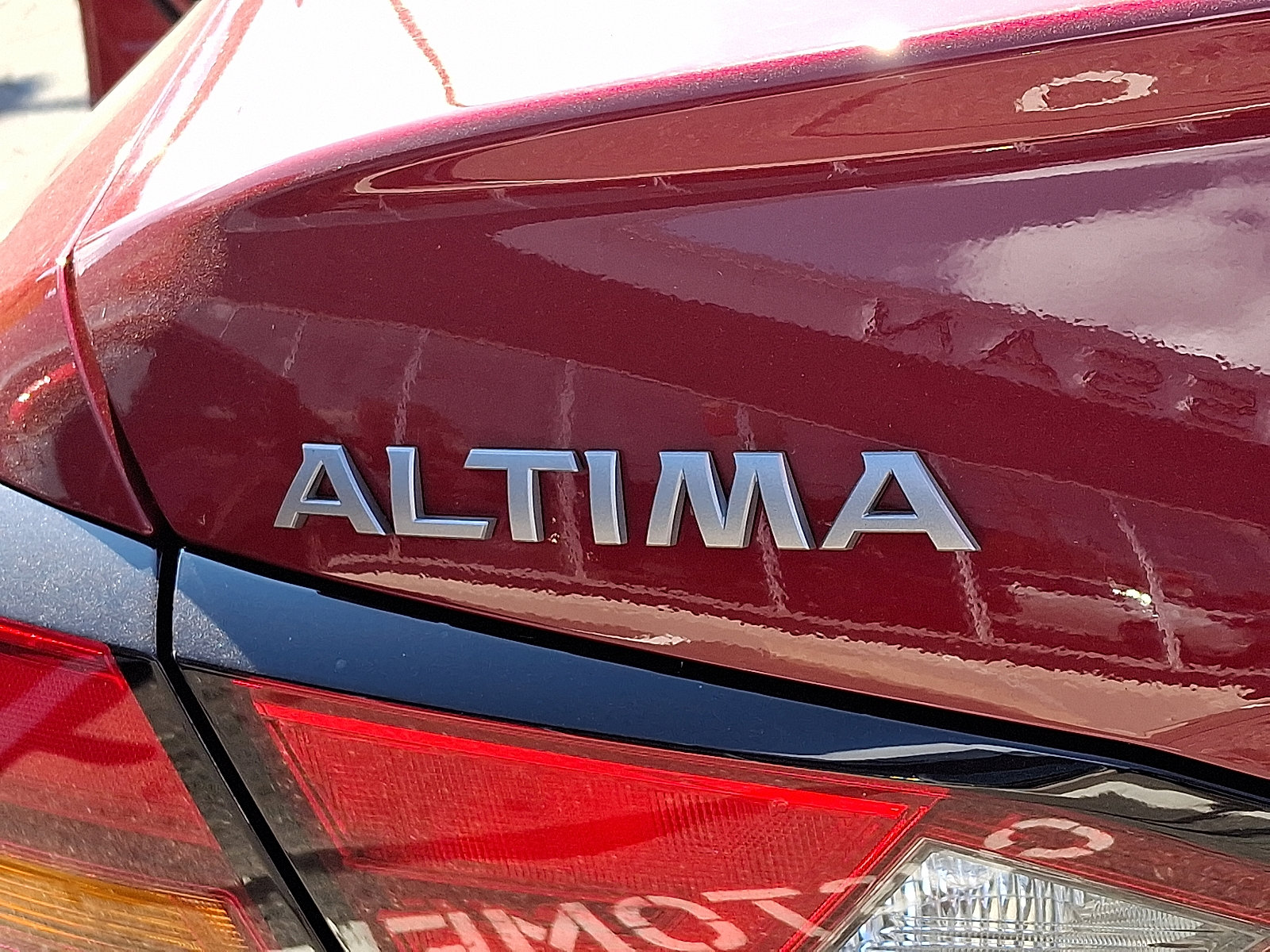 New 2025 Nissan Altima 2.5 SR w/ SR Premium Package image 21