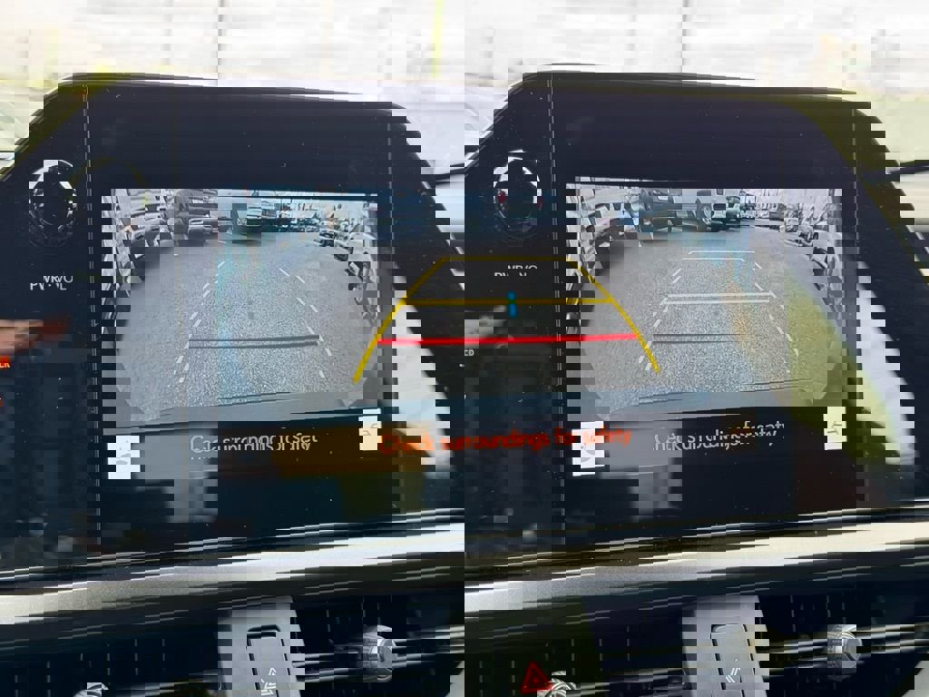 Used 2023 Lexus UX 250h FWD w/ Premium Package image 32