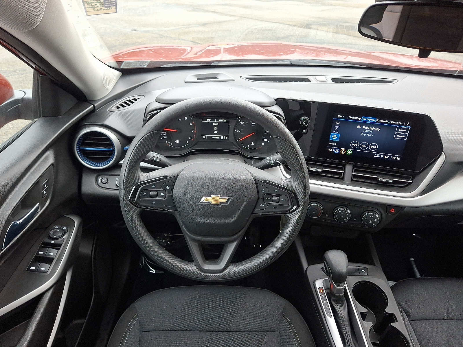 Certified 2024 Chevrolet Trax LS w/ LS Convenience Package image 11