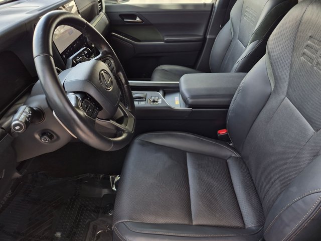 Used 2024 Lexus GX 550 AWD/4WD image 16