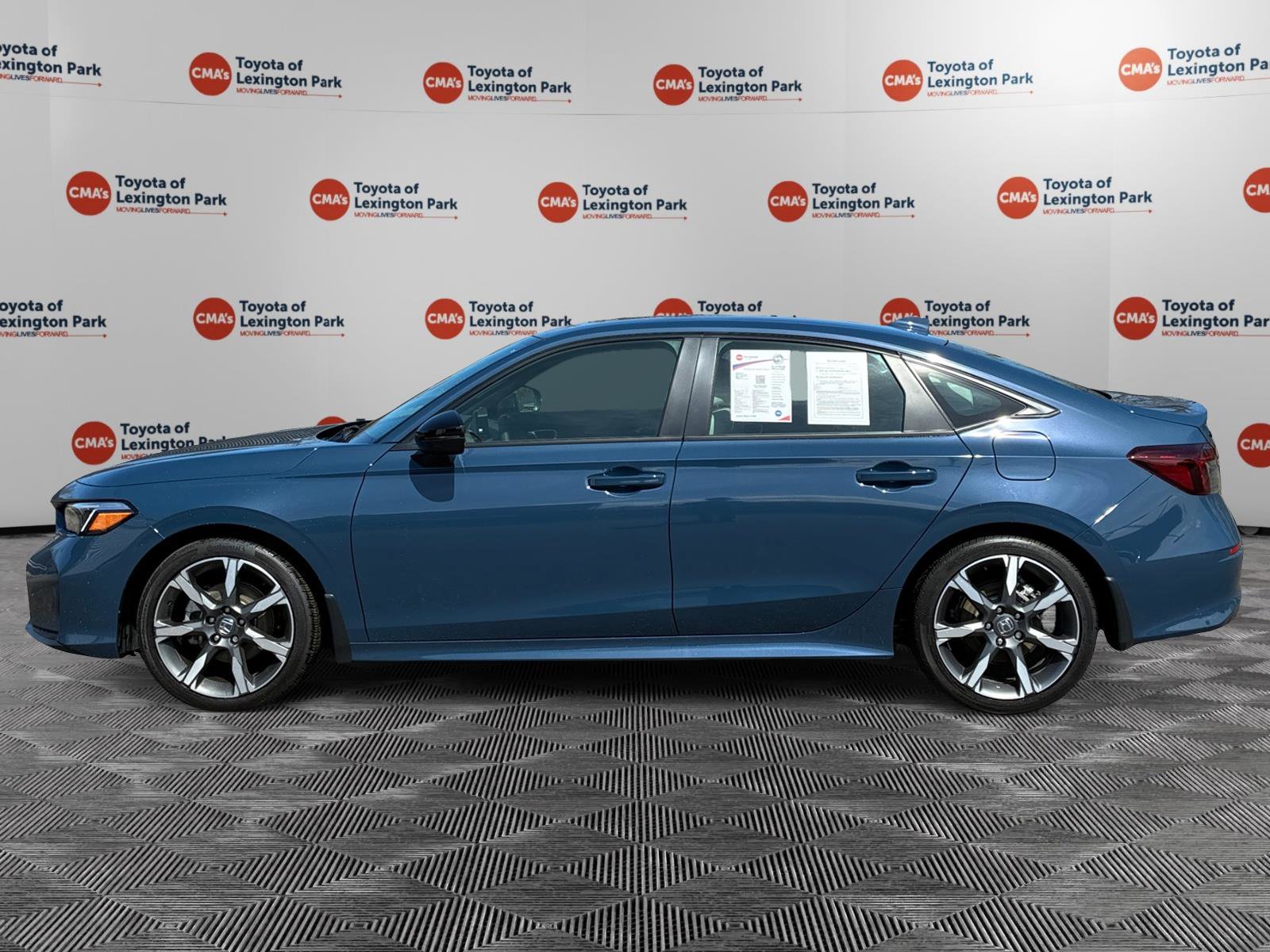 Used 2026 Honda Civic Sport Touring image 4