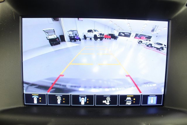 Used 2023 GMC Terrain Denali w/ Denali Premium Package image 3