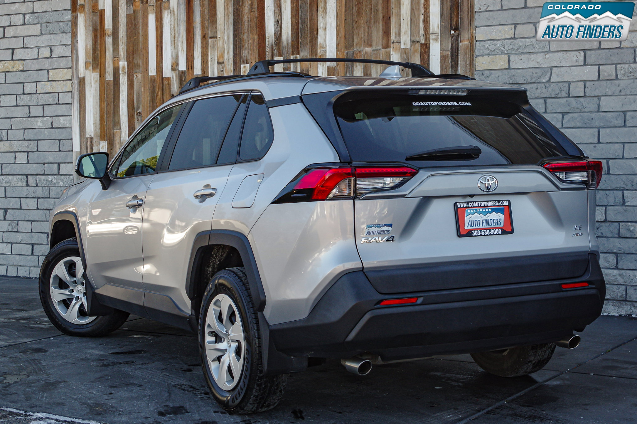 Used 2019 Toyota RAV4 LE w/ All Weather Liner Package image 4